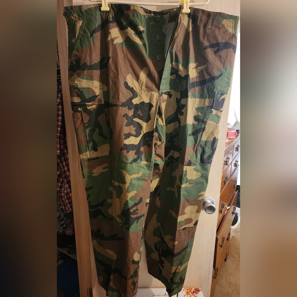 Men's Button Fly BDUs, XXL NWOT